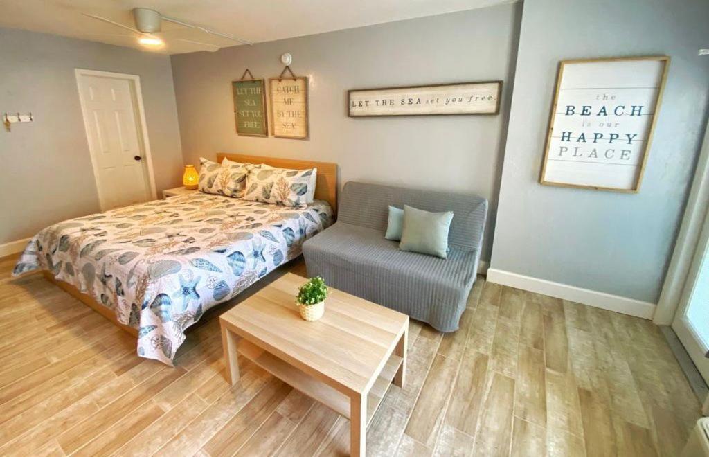 Sea Dip Resort Studios! Дейтона-Бич Экстерьер фото