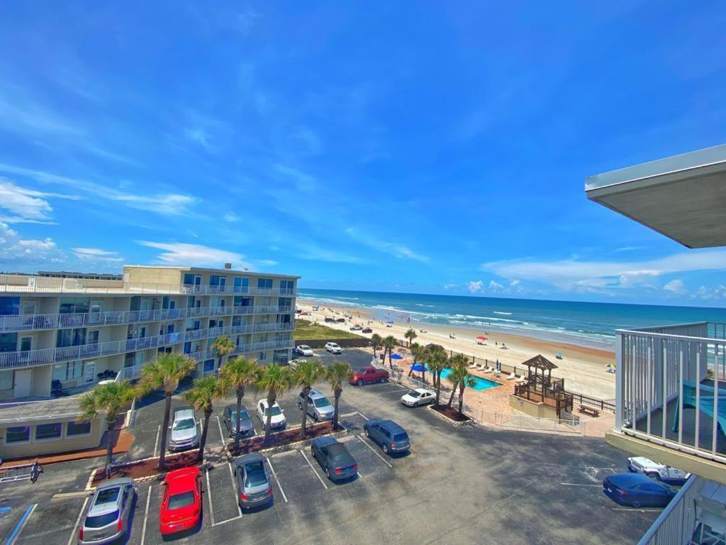Sea Dip Resort Studios! Дейтона-Бич Экстерьер фото