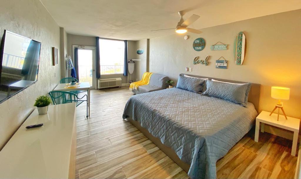 Sea Dip Resort Studios! Дейтона-Бич Экстерьер фото